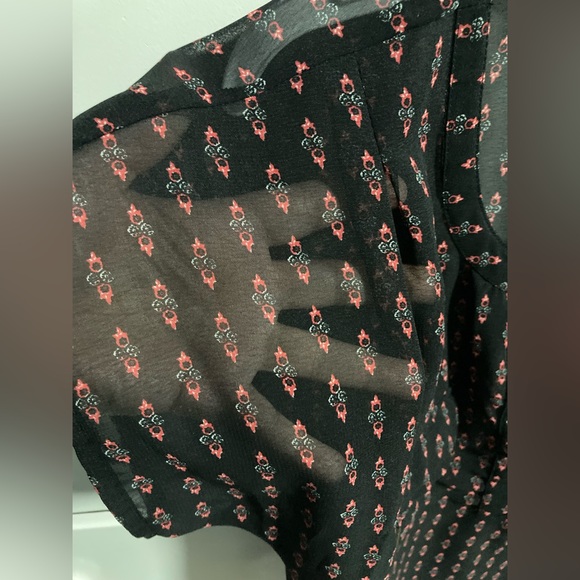 Live 4 Truth Shirt Women V Neck Boho Short Sleeve Blouse Top Elephant Size Small - Picture 4 of 10